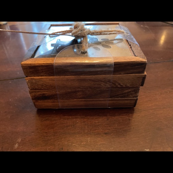 Love dog paw coasters - Picture 3 of 3